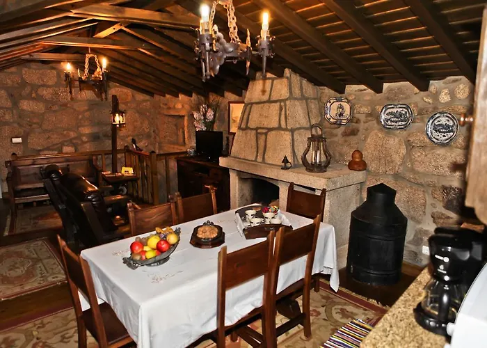 Casas Do Cavaleiro Eira Hétvégi ház *